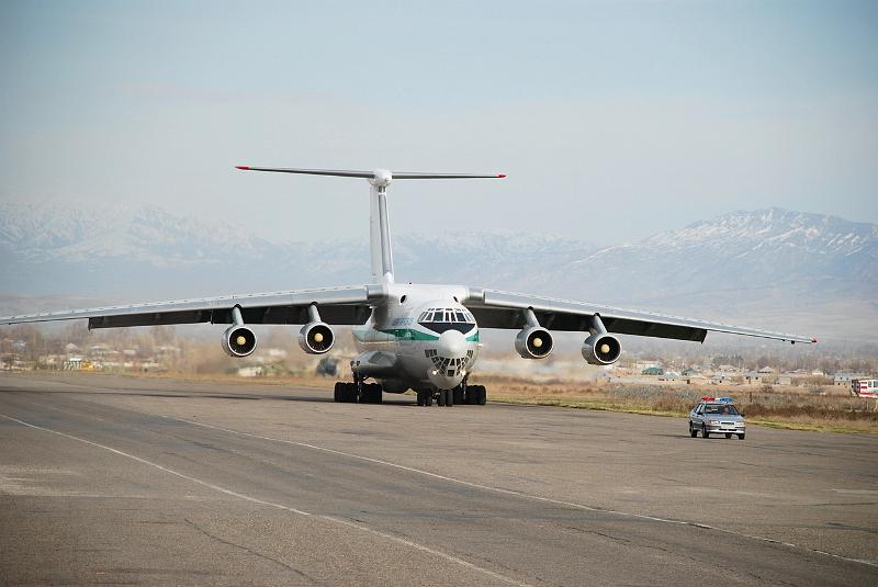 Candid IL-76TD AlgeriaAF-Douchanbe-11mars2008-DSC_0094.JPG